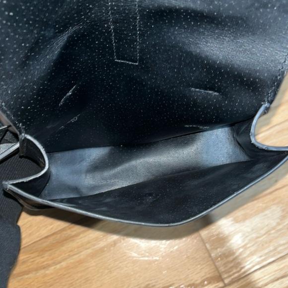 Black ADLO Belt Bag - Picture 3 of 6